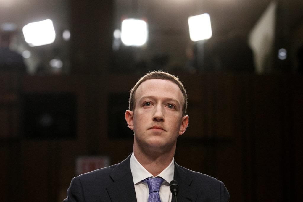 Facebook il co fondatore Fermate Zuckerberg BREAK 